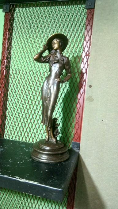 Brass statue Lady fashion Item Code LADY S18C size high 305 mm. base 105 mm.